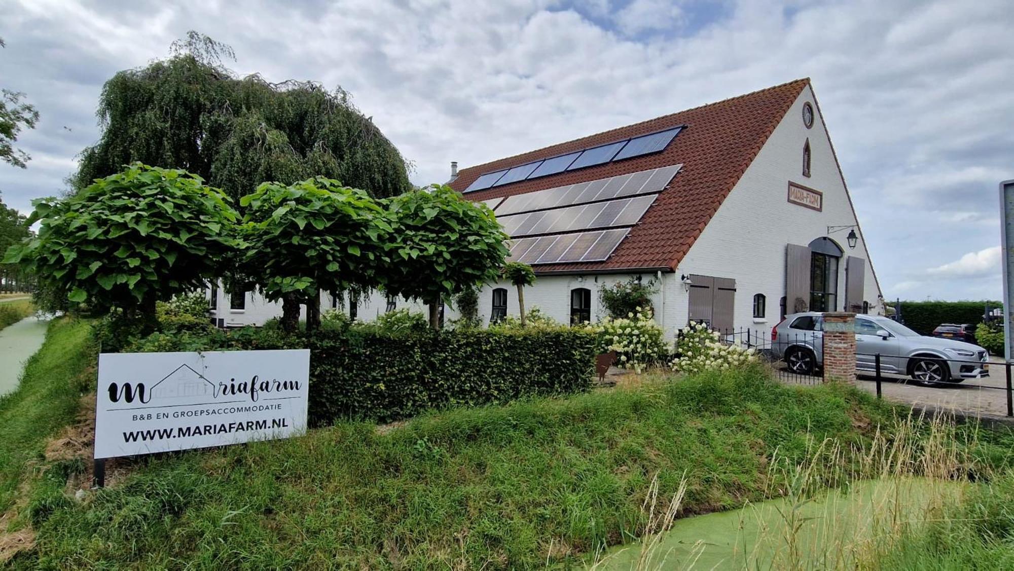 Mariafarm Bed and Breakfast Zevenbergen Eksteriør billede